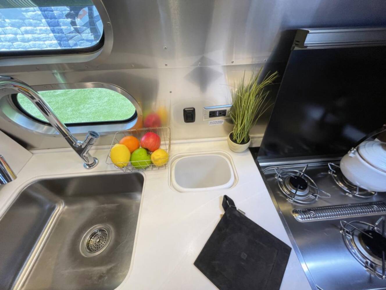 A photo of this 2020 Airstream Globetrotter 23FBQ