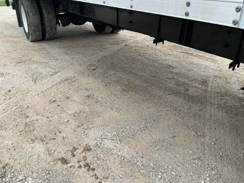 2019 FREIGHTLINER BUSINESS CLASS M2 106