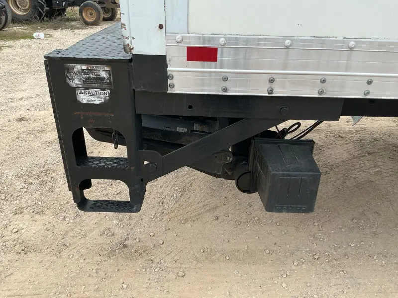 2019 FREIGHTLINER BUSINESS CLASS M2 106