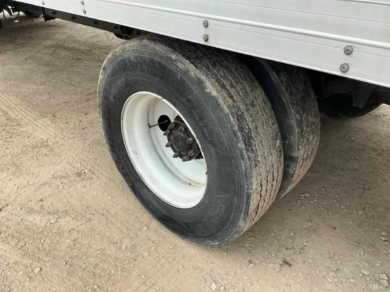 2019 FREIGHTLINER BUSINESS CLASS M2 106