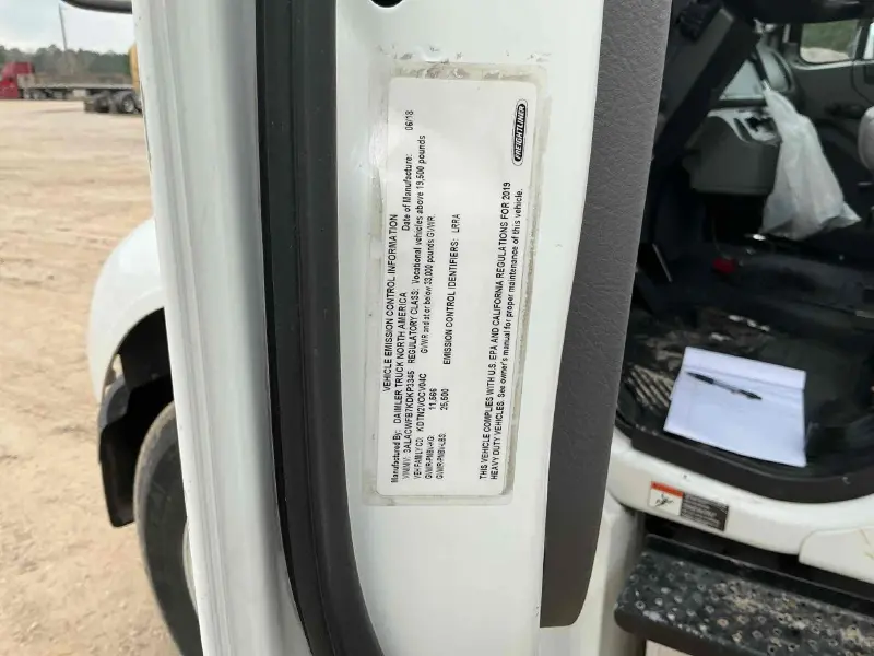 2019 FREIGHTLINER BUSINESS CLASS M2 106