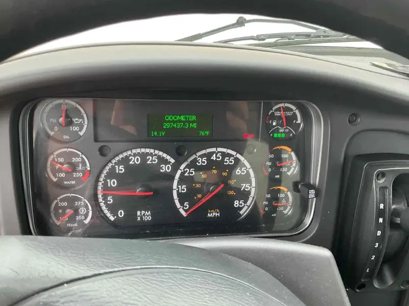 2019 FREIGHTLINER BUSINESS CLASS M2 106