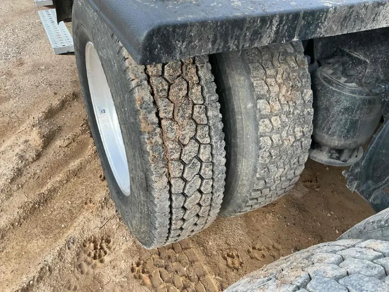 2017 FREIGHTLINER CASCADIA 125