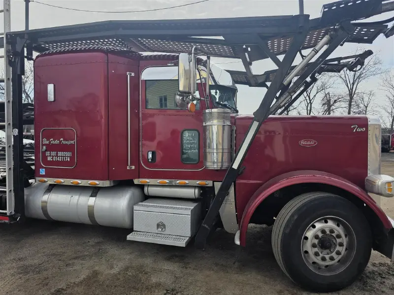 2018 PETERBILT 389