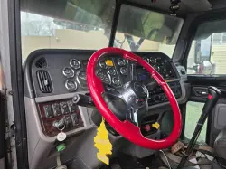 2018 PETERBILT 389