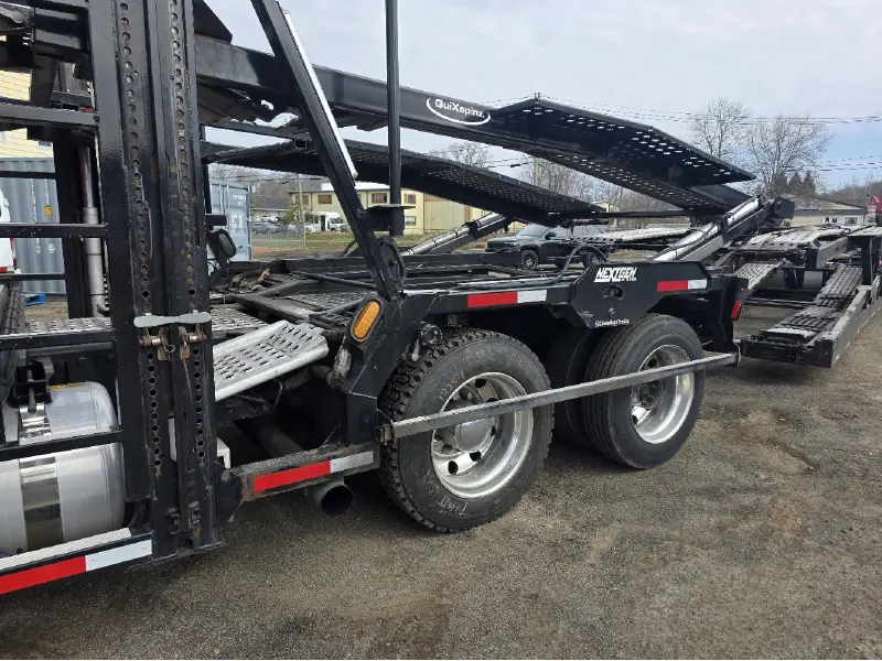 2018 PETERBILT 389