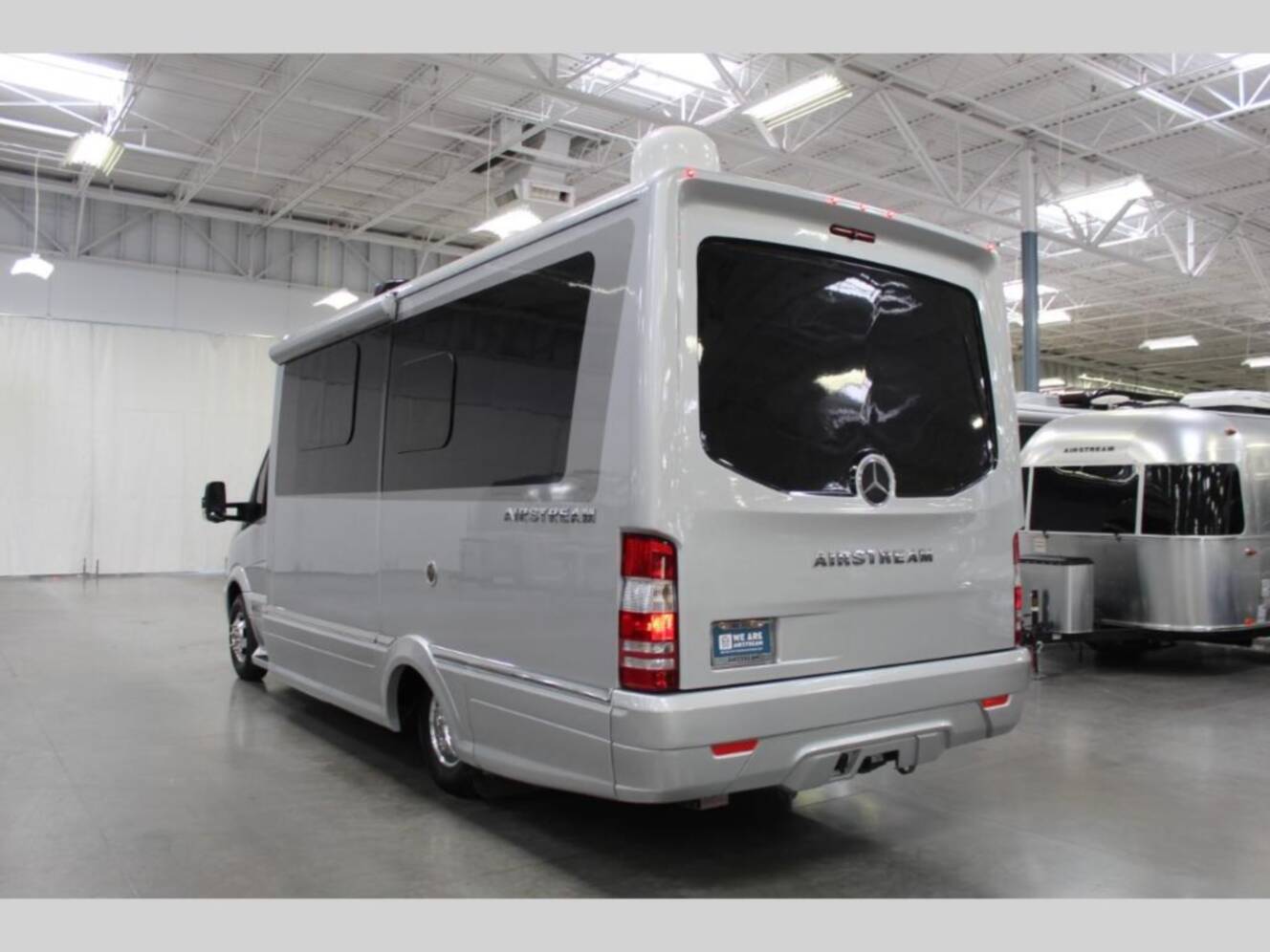 A photo of this 2019 Airstream Atlas Murphy Suite