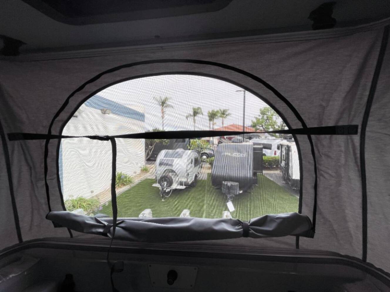 A photo of this 2026 Airstream Rangeline POP TOP
