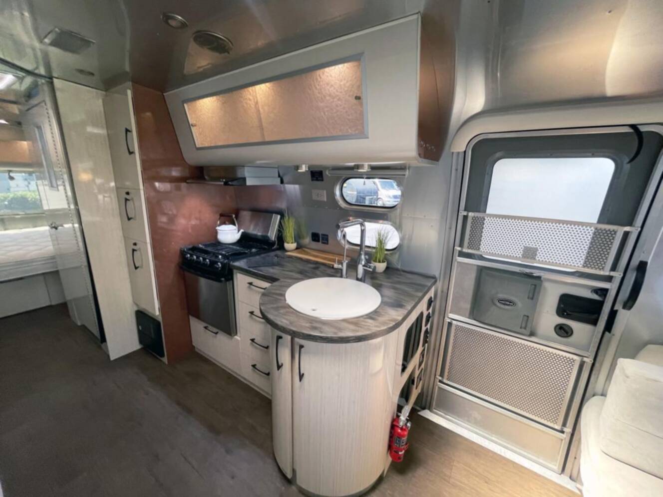 A photo of this 2019 Airstream International SERENITY 27FBQ