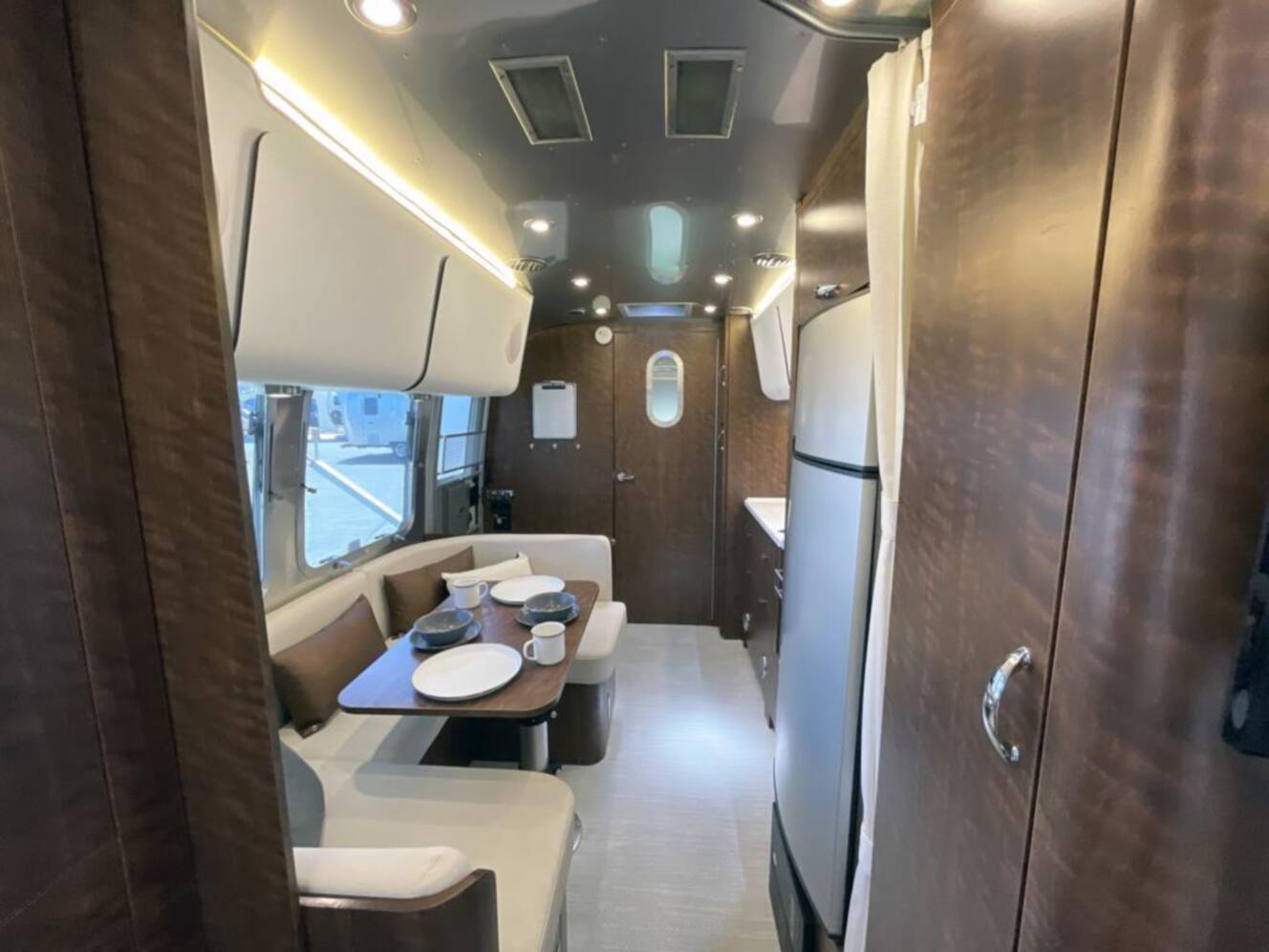 A photo of this 2020 Airstream Globetrotter 23FBQ