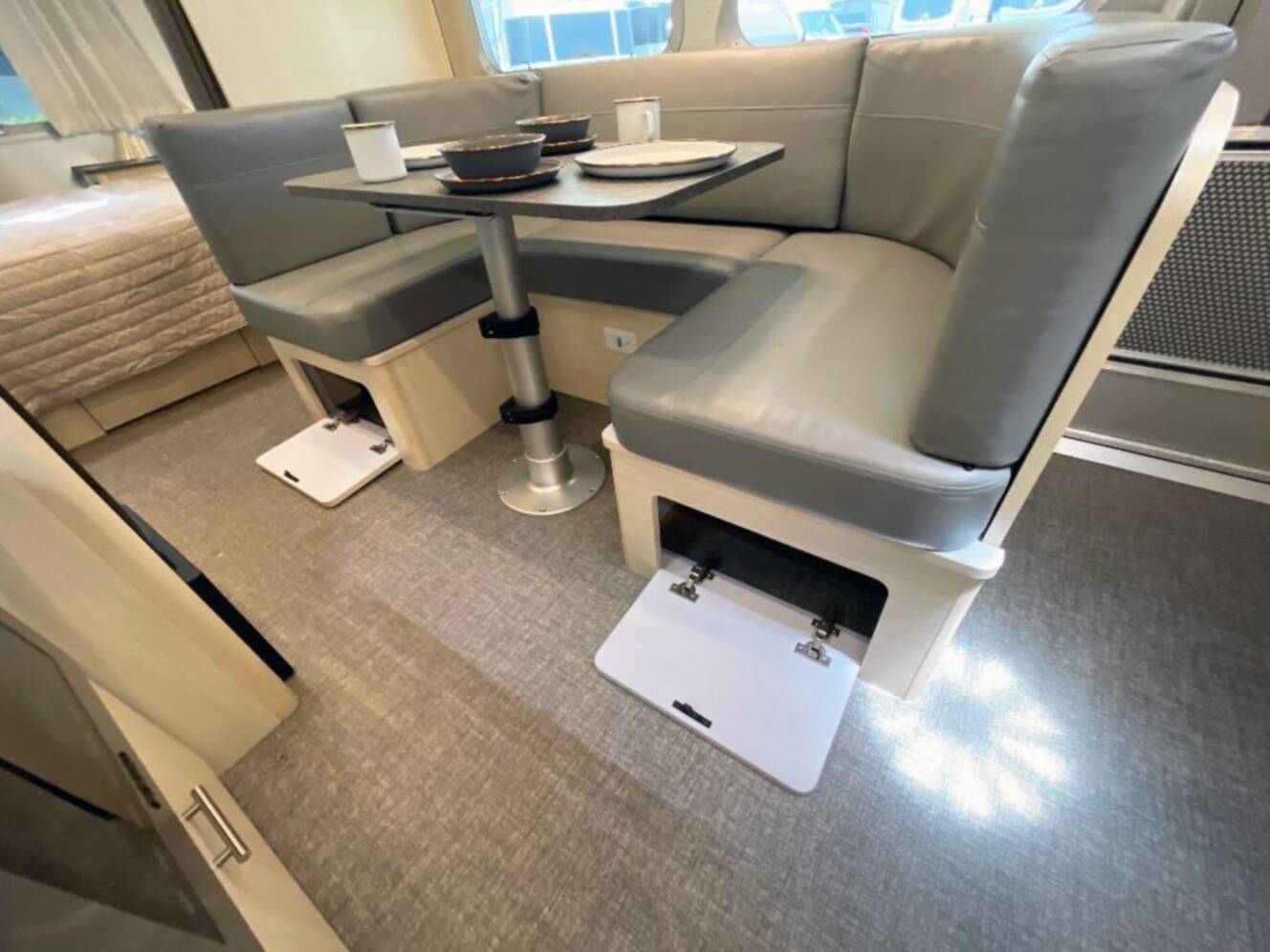 A photo of this 2021 Airstream Flying Cloud 23FB