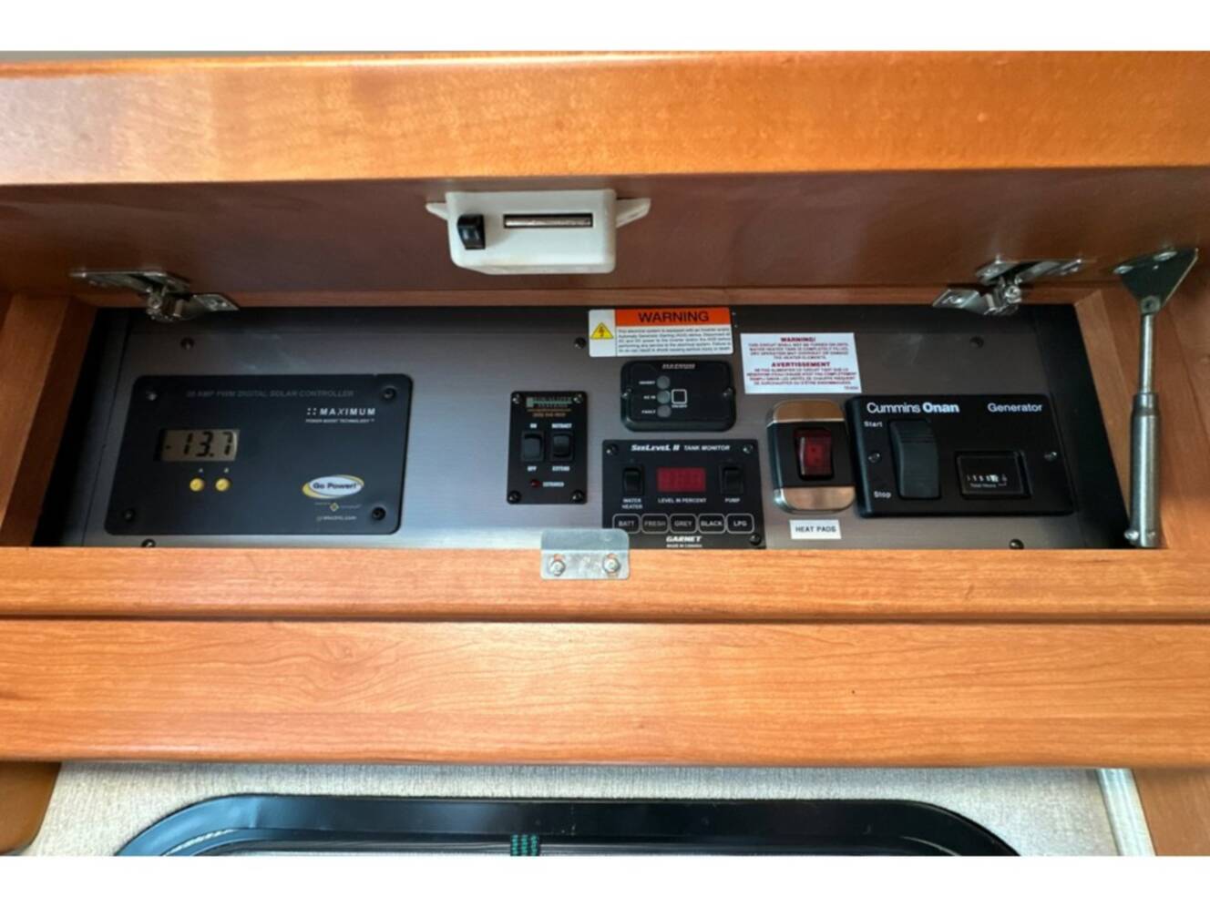 A photo of this 2014 Leisure Travel UNITY 24TB