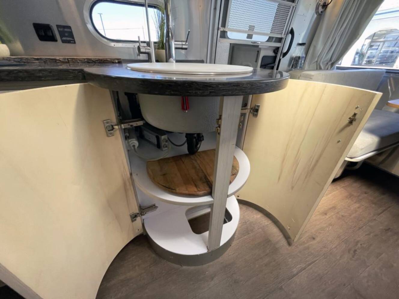 A photo of this 2019 Airstream International SERENITY 27FBQ