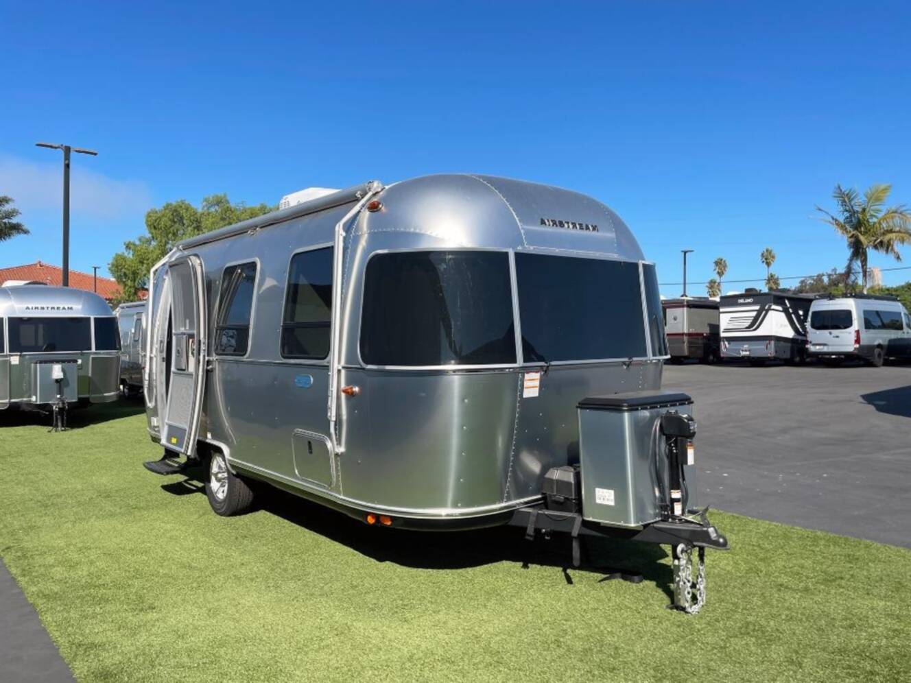 A photo of this 2026 Airstream Bambi 22FB