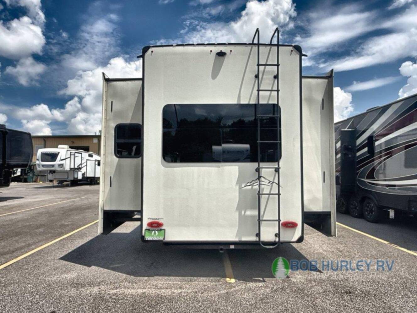A photo of this 2021 Heartland Big Country 3895 FK