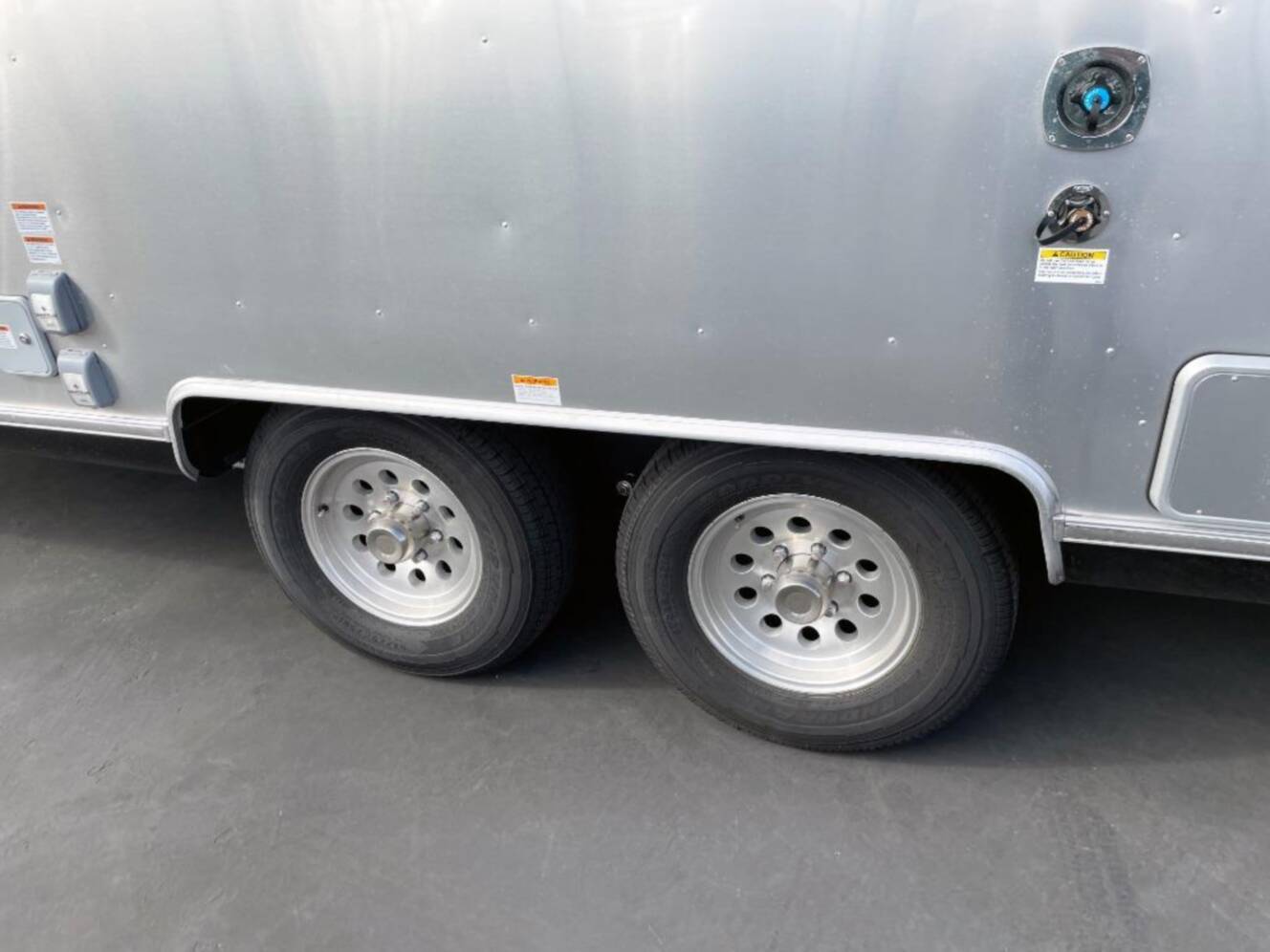 A photo of this 2026 Airstream International 23FBQ