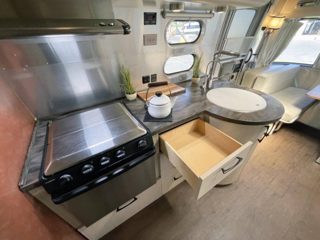 A photo of this 2019 Airstream International SERENITY 27FBQ