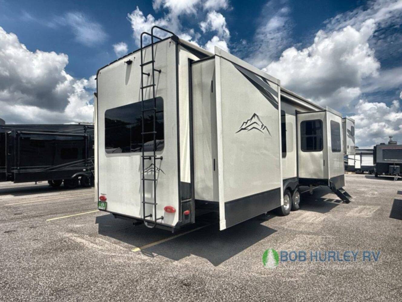 A photo of this 2021 Heartland Big Country 3895 FK