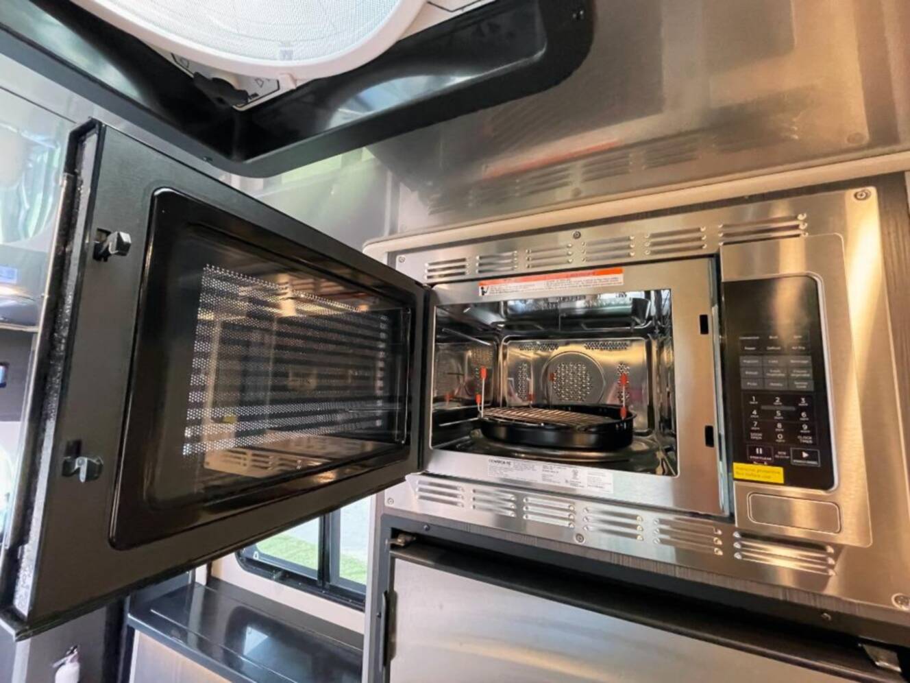 A photo of this 2026 Airstream Atlas AP