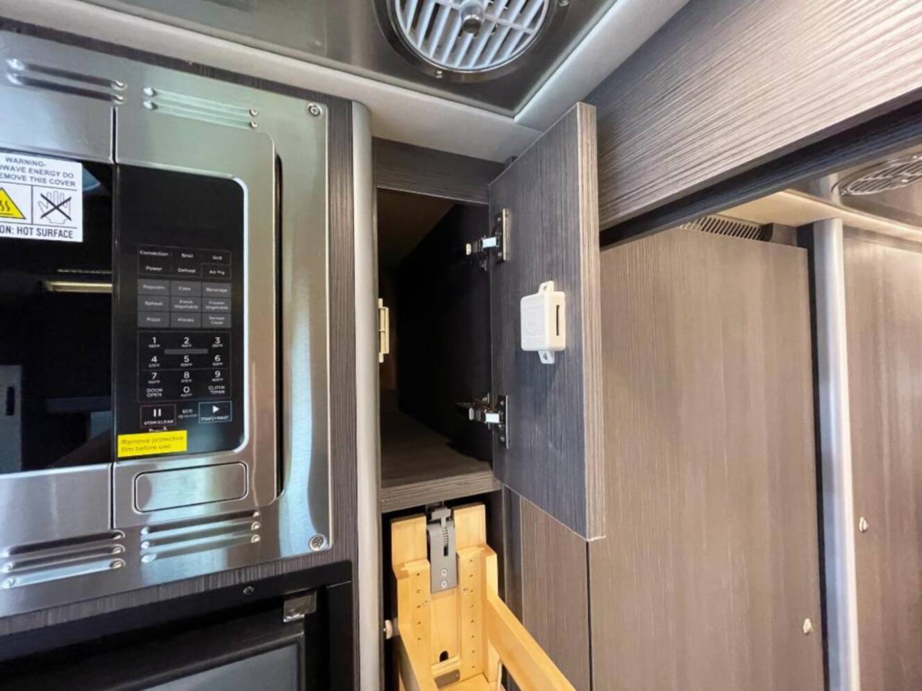 A photo of this 2026 Airstream Atlas AP