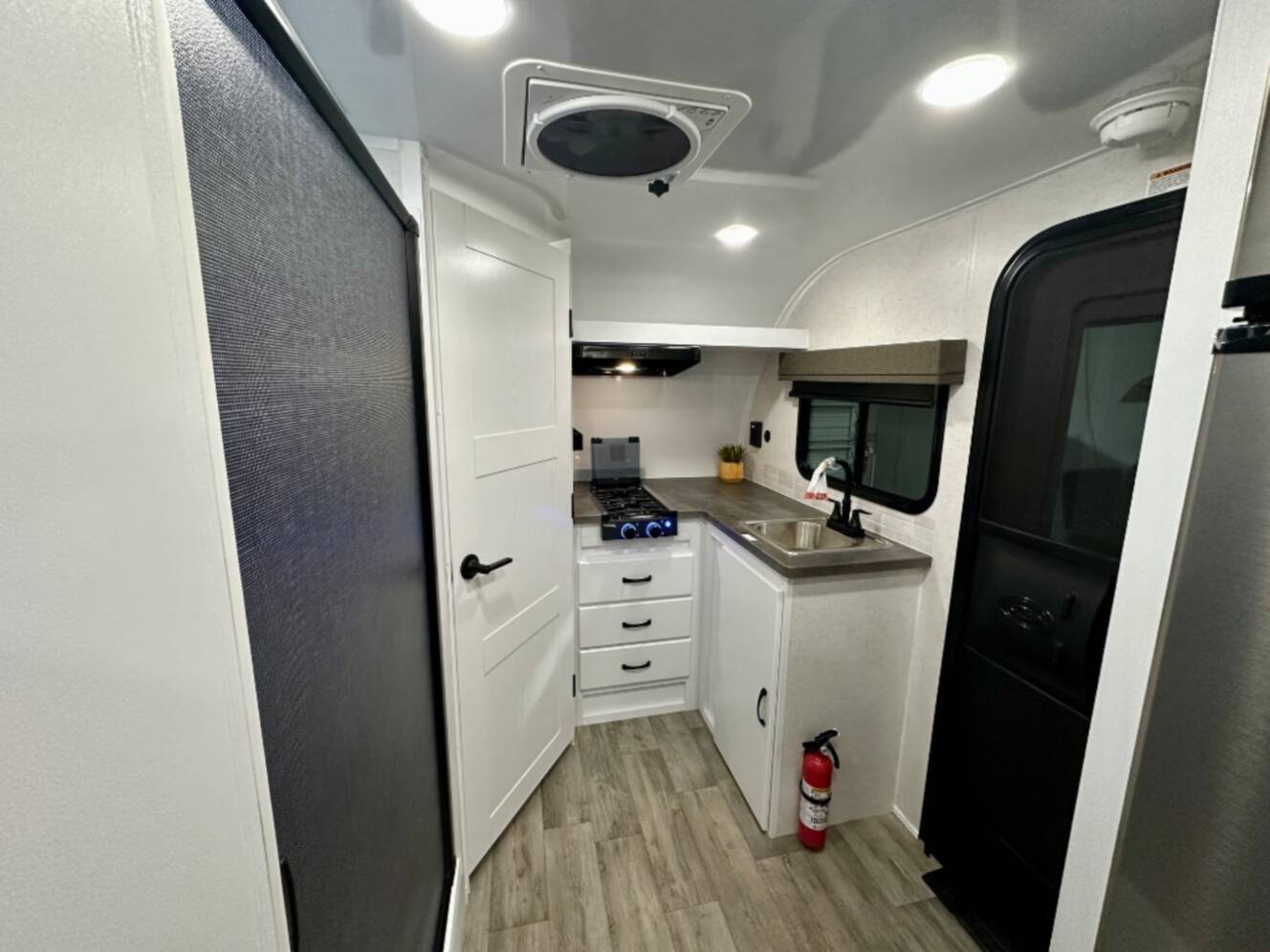 A photo of this 2026 Modern Buggy Rv Big Buggy BB17