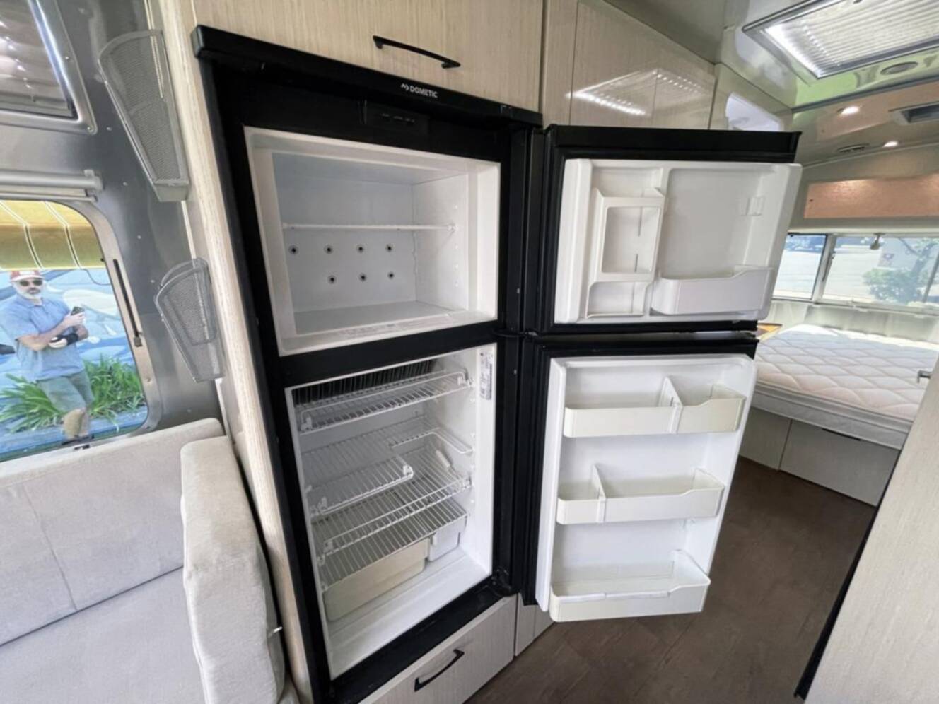 A photo of this 2019 Airstream International SERENITY 27FBQ