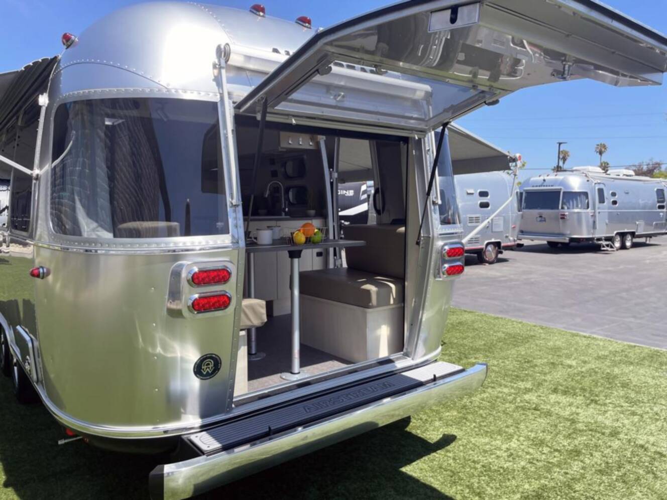 A photo of this 2026 Airstream Flying Cloud 27FB