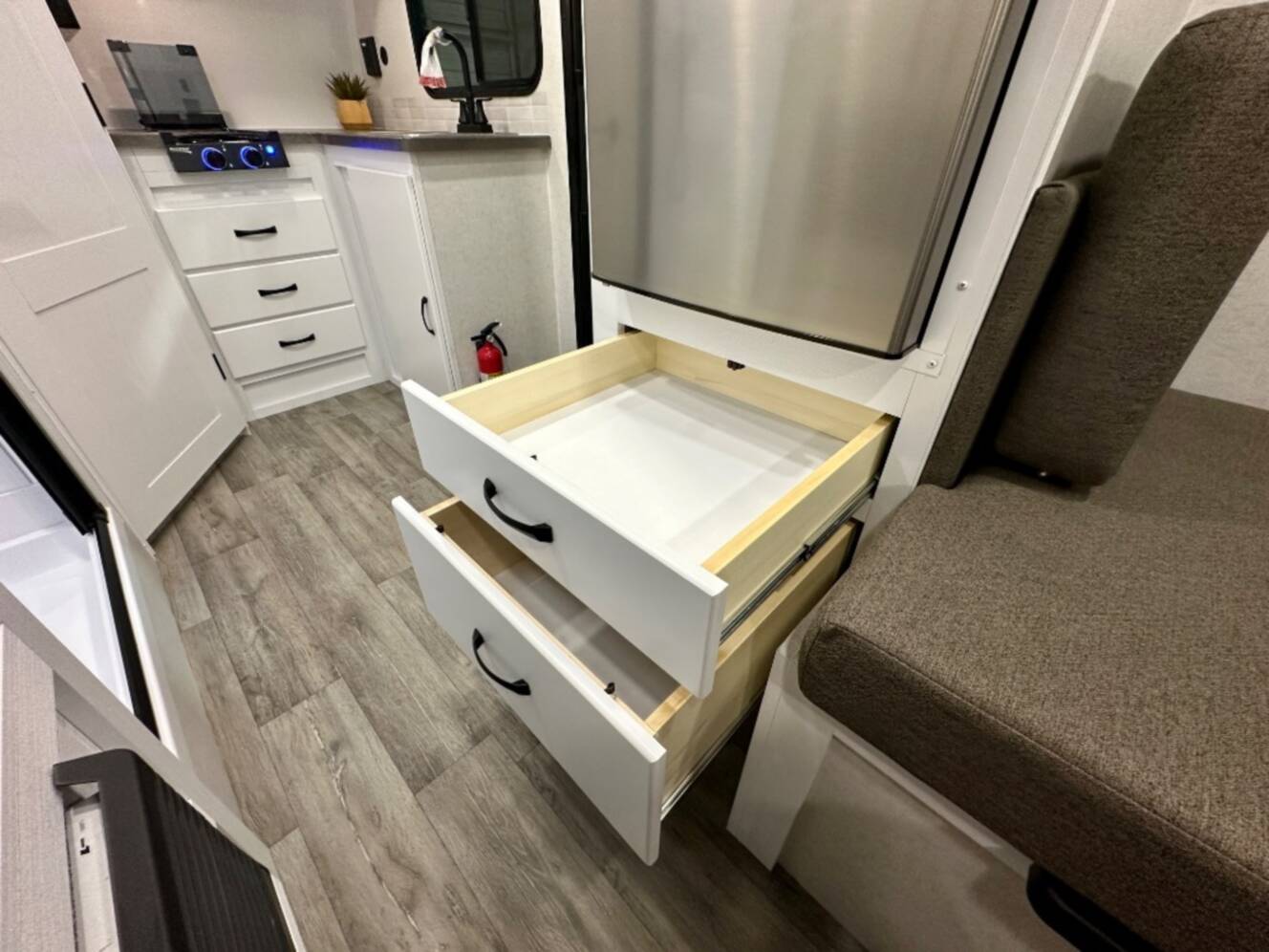 A photo of this 2026 Modern Buggy Rv Big Buggy BB17