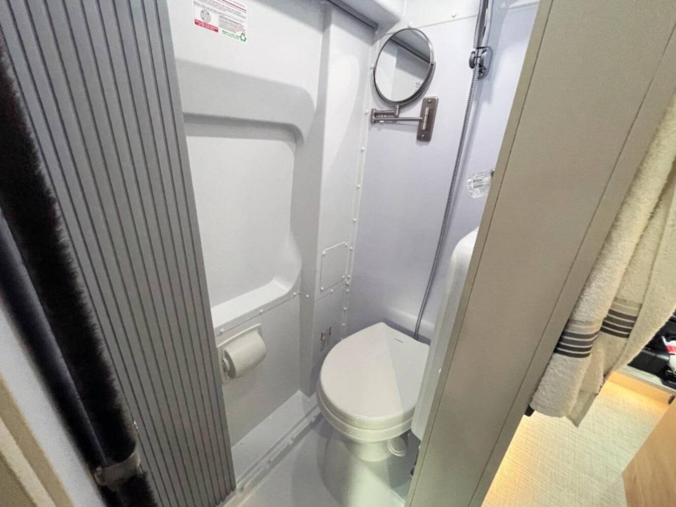 A photo of this 2026 Airstream Rangeline POP TOP