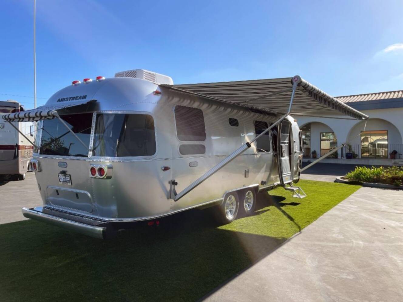A photo of this 2026 Airstream Classic 28 RBQ