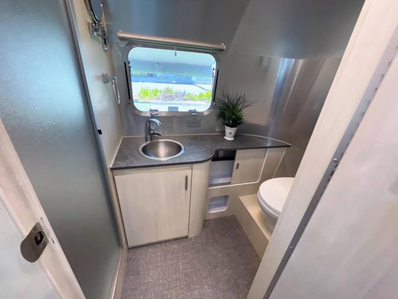A photo of this 2021 Airstream Flying Cloud 23FB