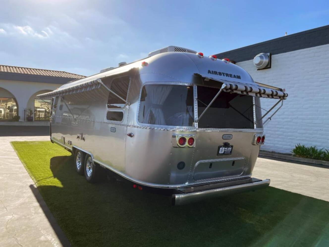 A photo of this 2026 Airstream Classic 28 RBQ
