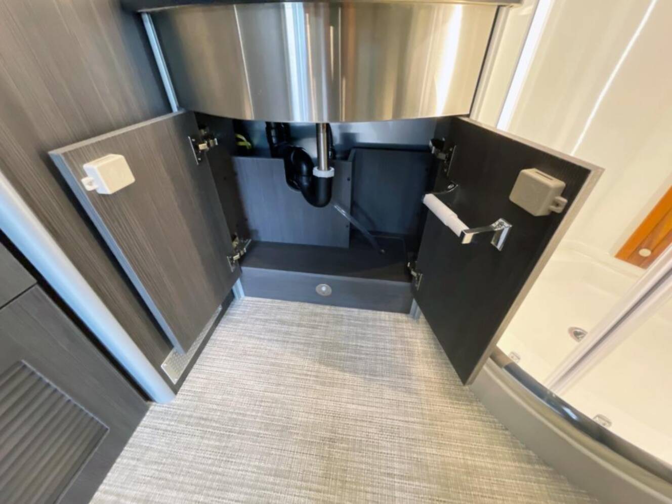 A photo of this 2026 Airstream Atlas AP