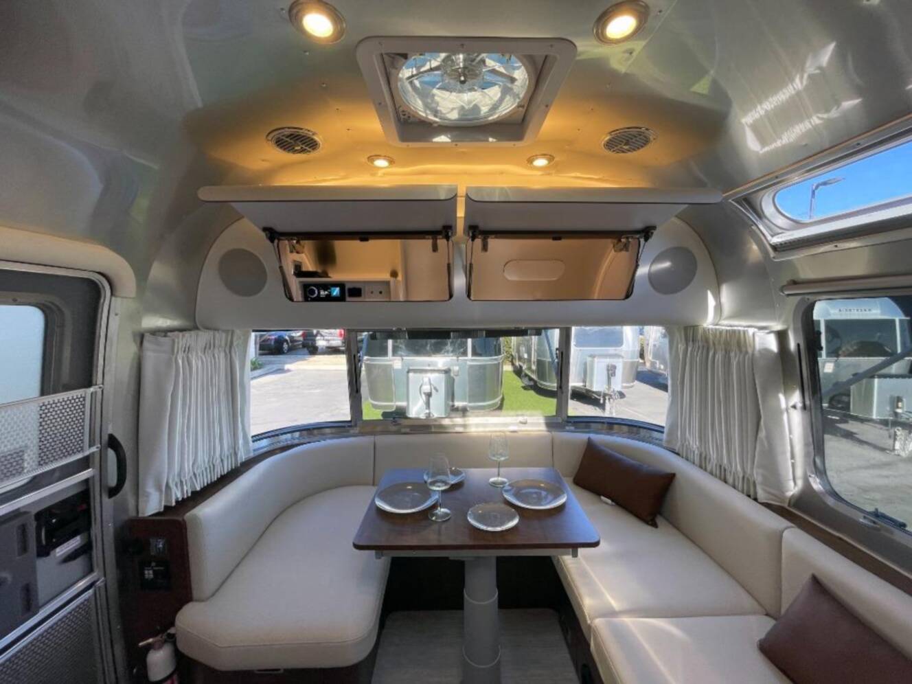 A photo of this 2026 Airstream Globetrotter 25FB