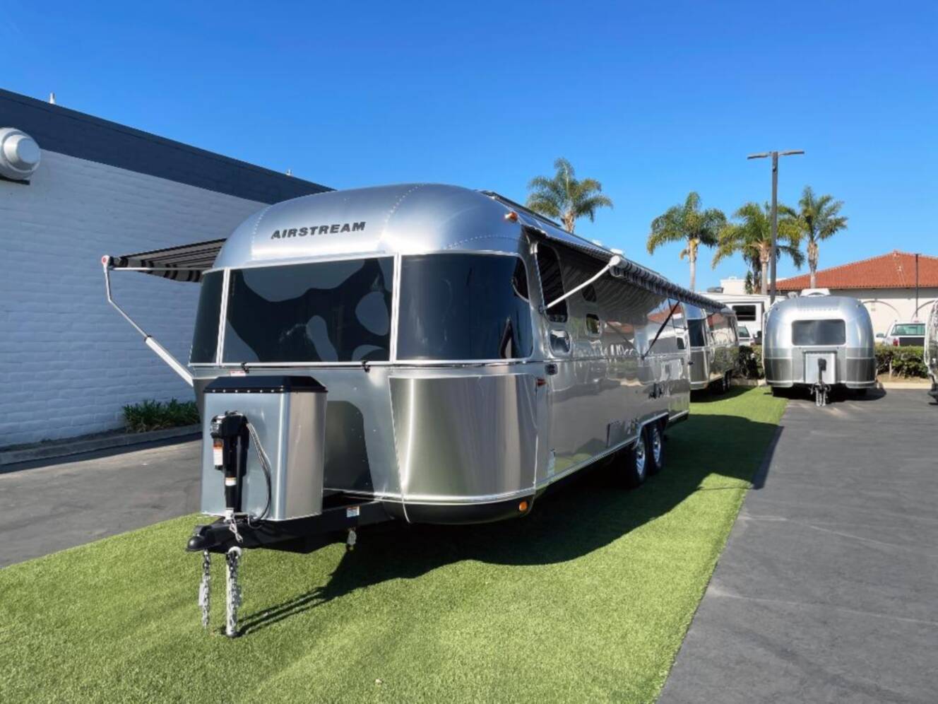 A photo of this 2026 Airstream Classic 28 RBQ