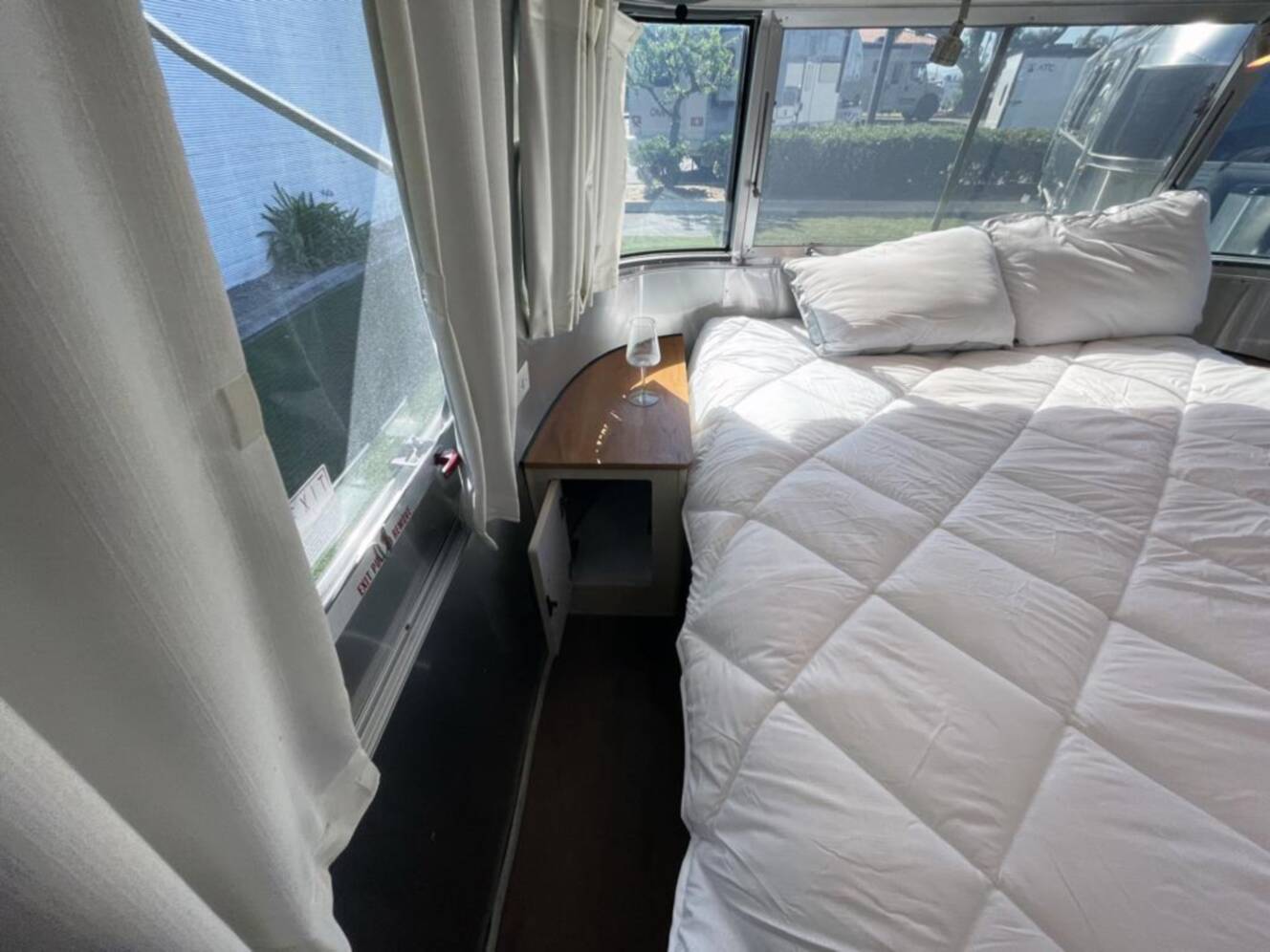 A photo of this 2019 Airstream International SERENITY 27FBQ