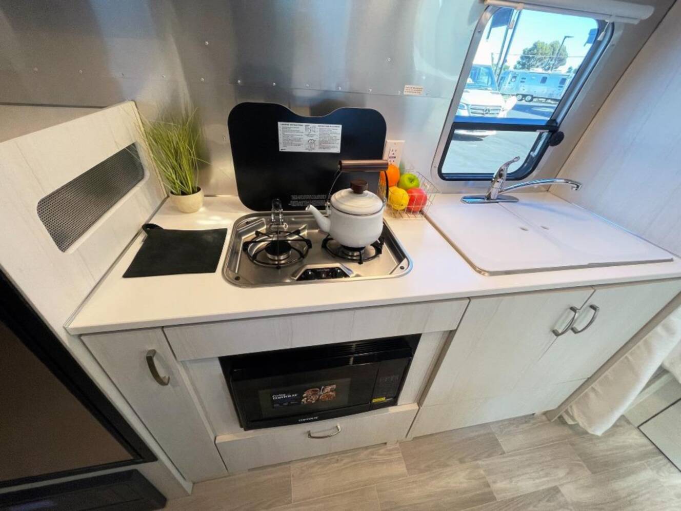 A photo of this 2026 Airstream Bambi 22FB