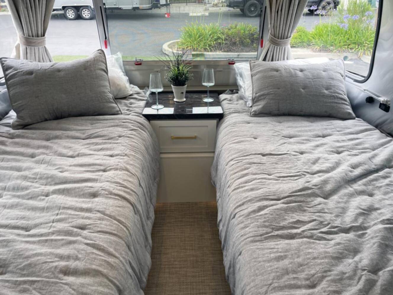 A photo of this 2026 Airstream Classic 28 RBT