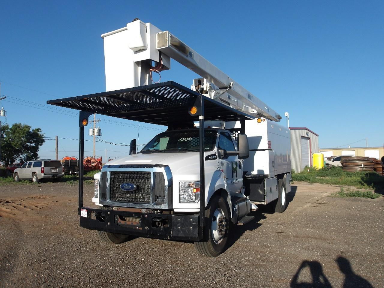 2018 FORD F750 in Poulsbo, WA