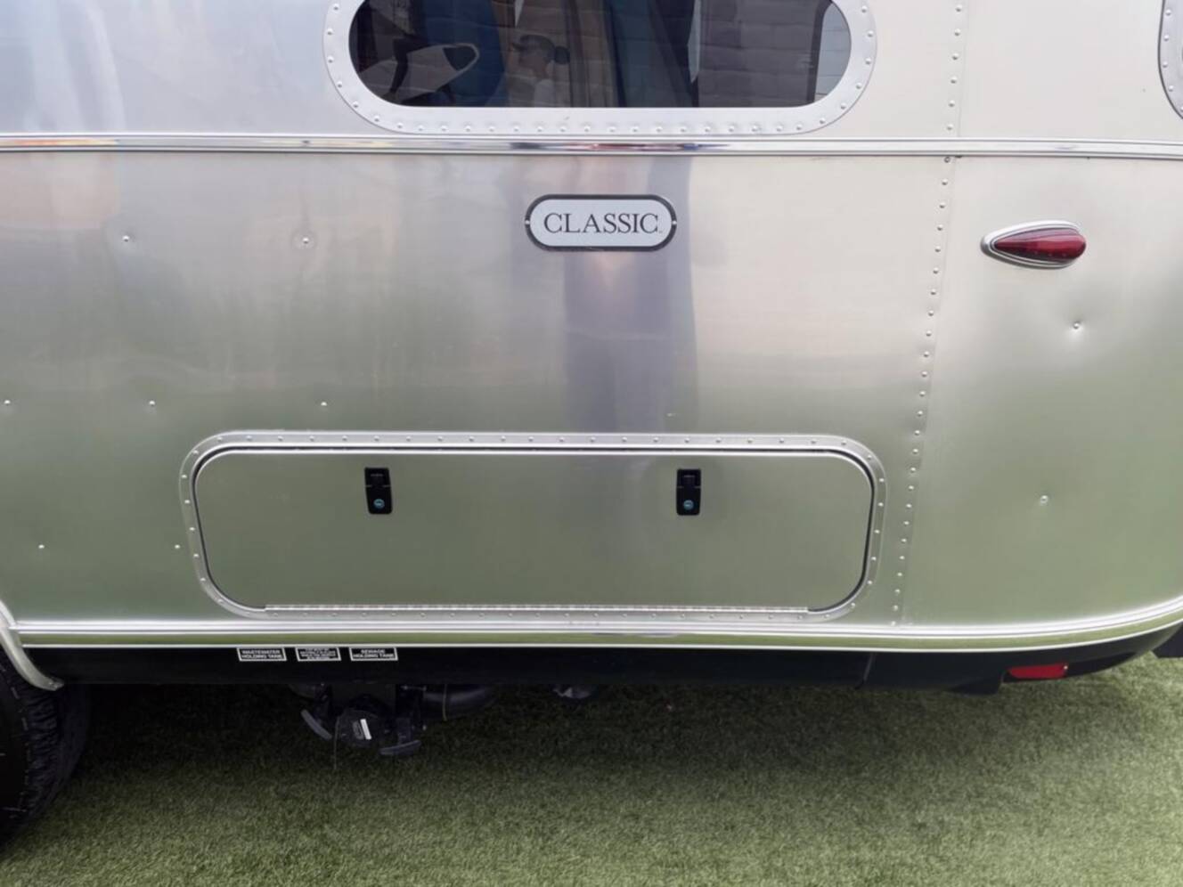 A photo of this 2026 Airstream Classic 28 RBT