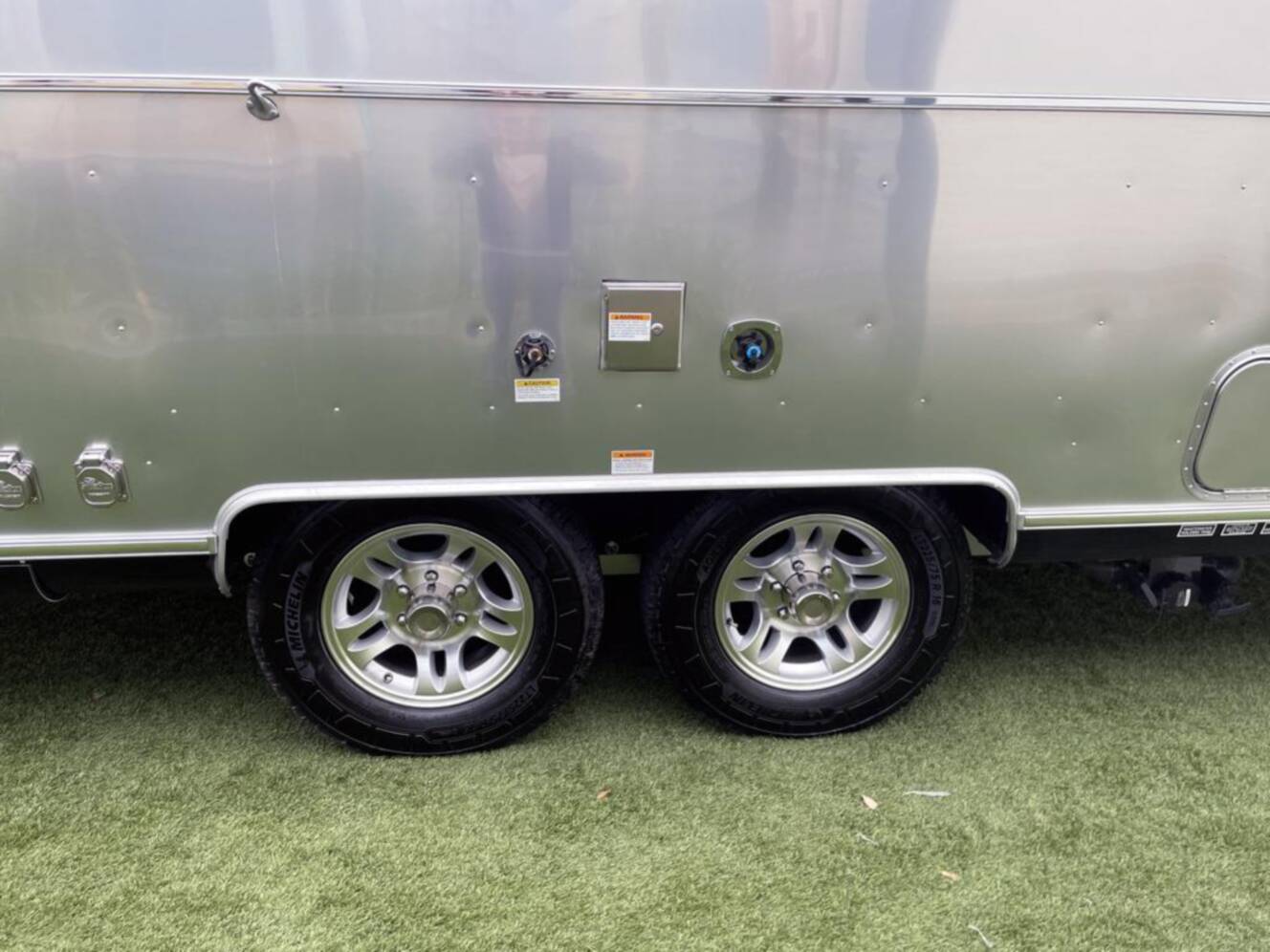 A photo of this 2026 Airstream Classic 28 RBT