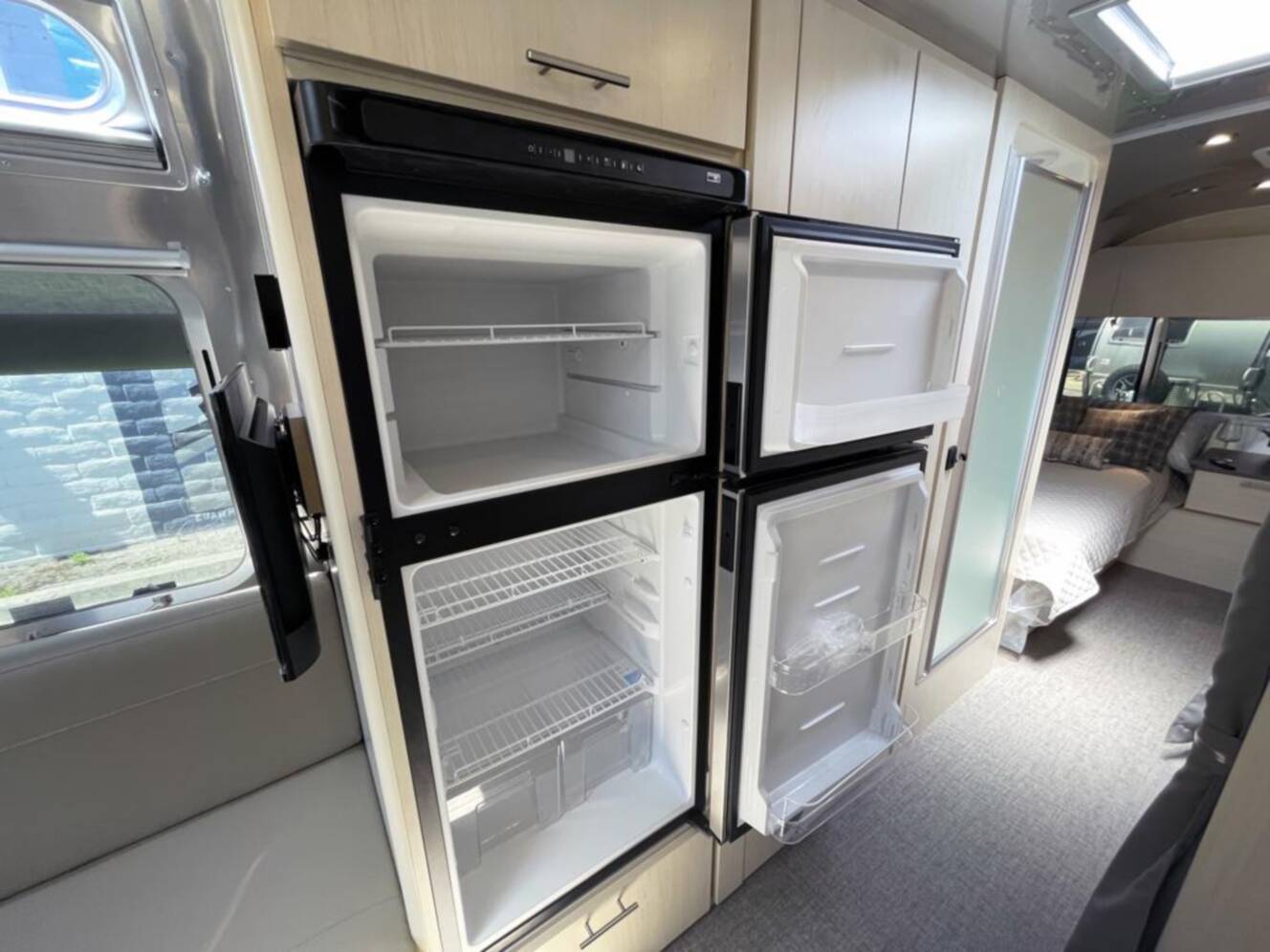 A photo of this 2026 Airstream Flying Cloud 27FB