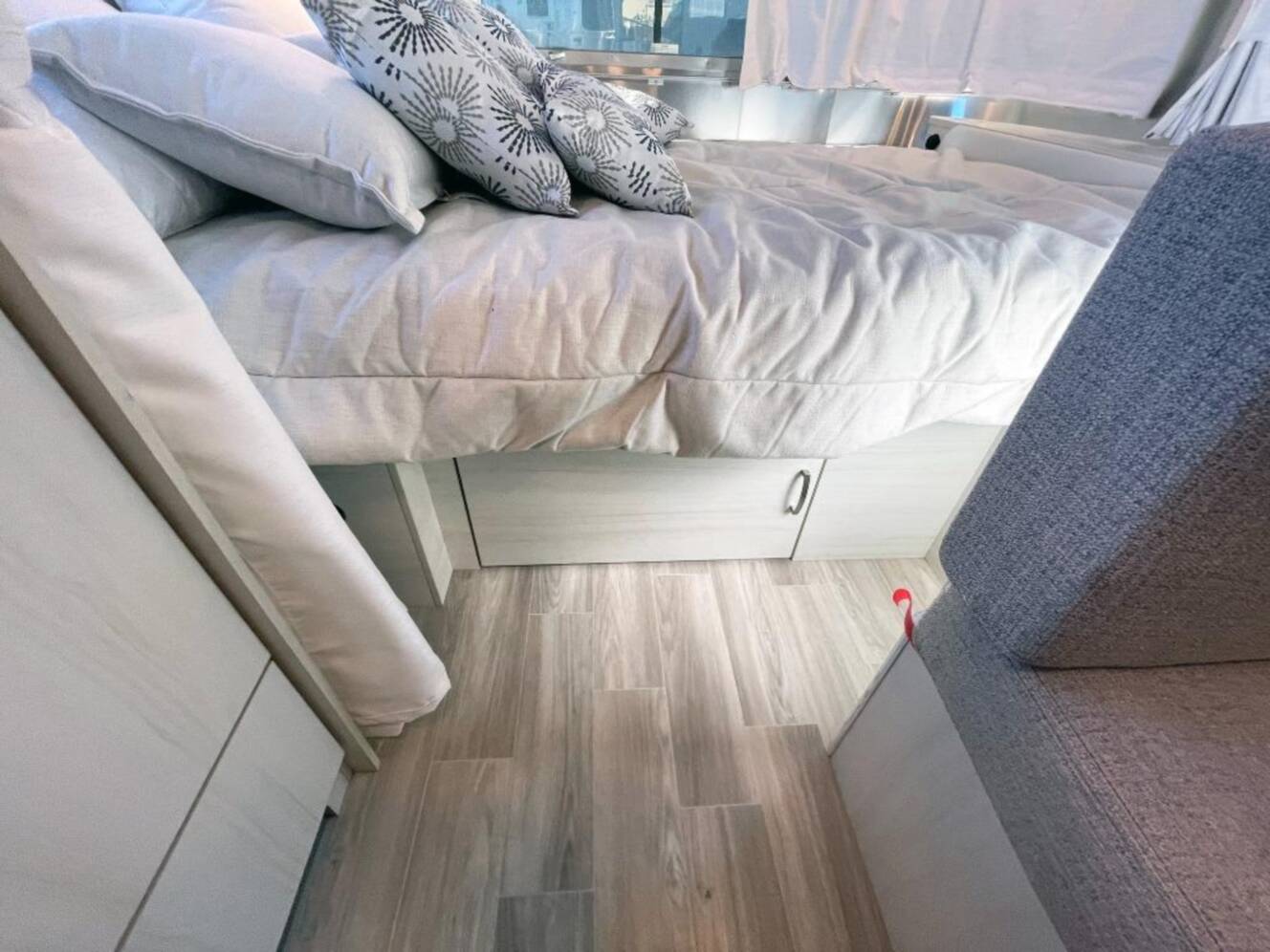 A photo of this 2026 Airstream Bambi 22FB