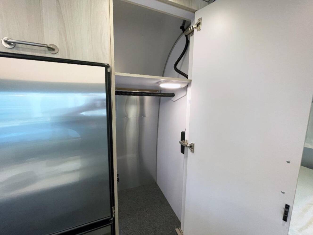 A photo of this 2026 Airstream International 23FBQ