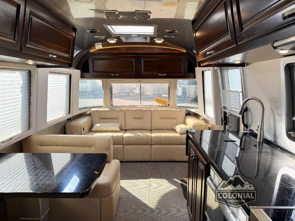 2018 Airstream Classic 30RBQ Queen in millstone township NJ
