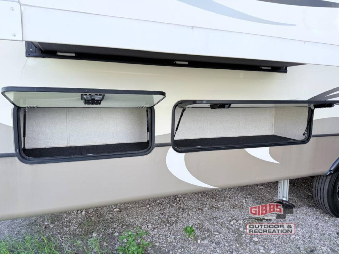 A photo of this 2018 Keystone Rv Montana 3791RD