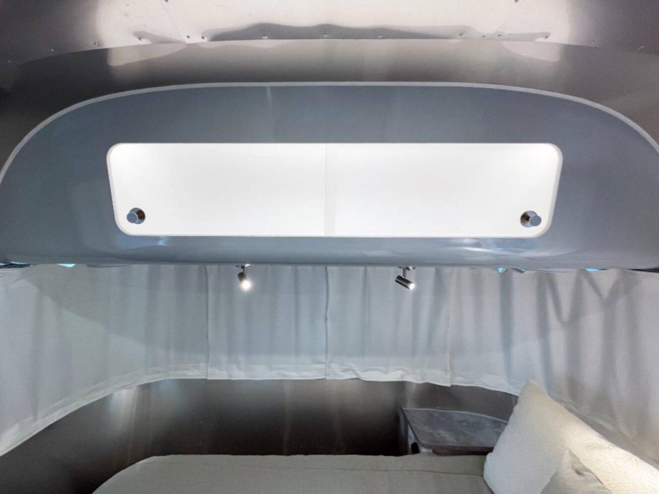 A photo of this 2026 Airstream International 23FBQ