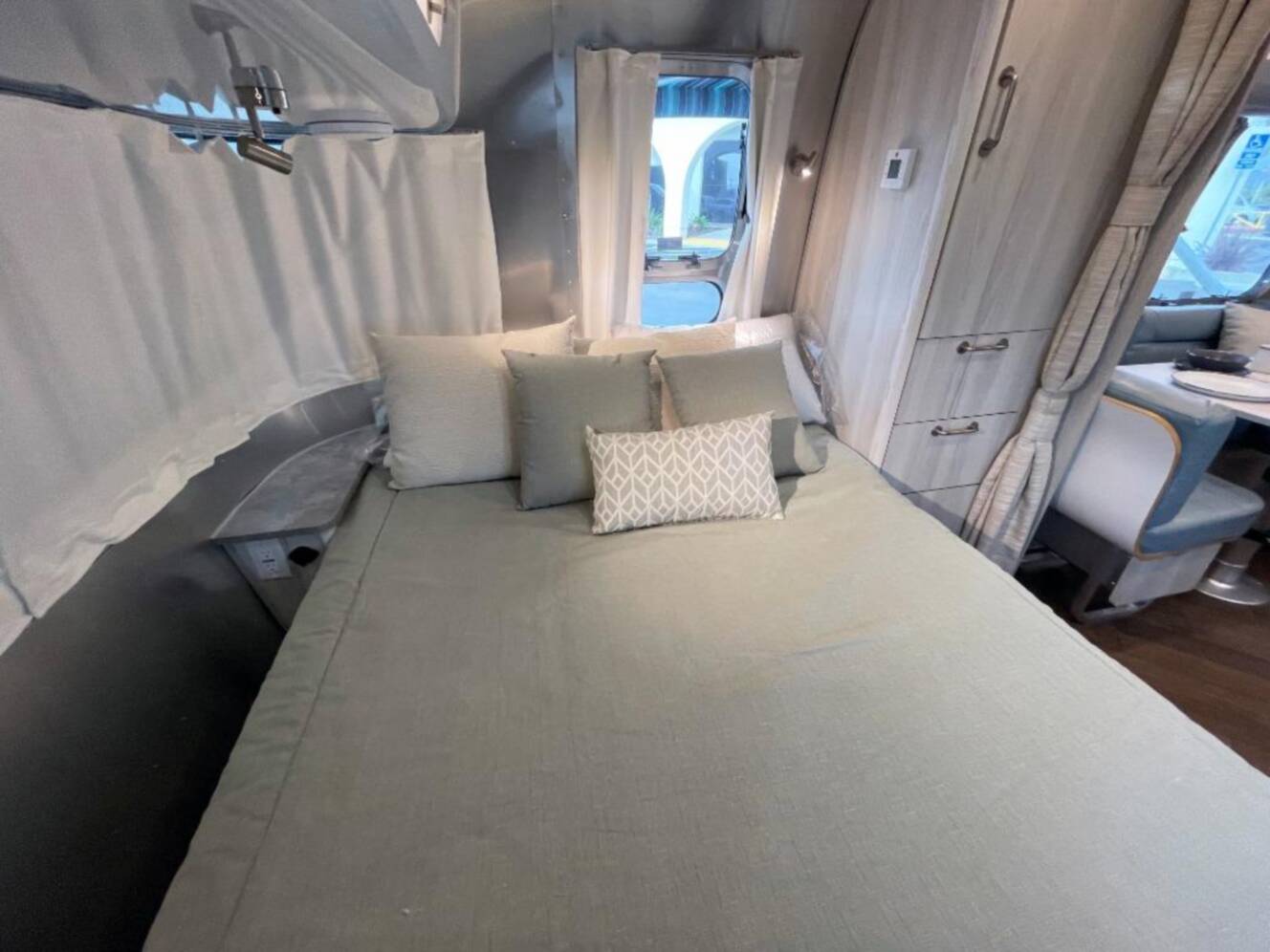 A photo of this 2026 Airstream International 23FBQ
