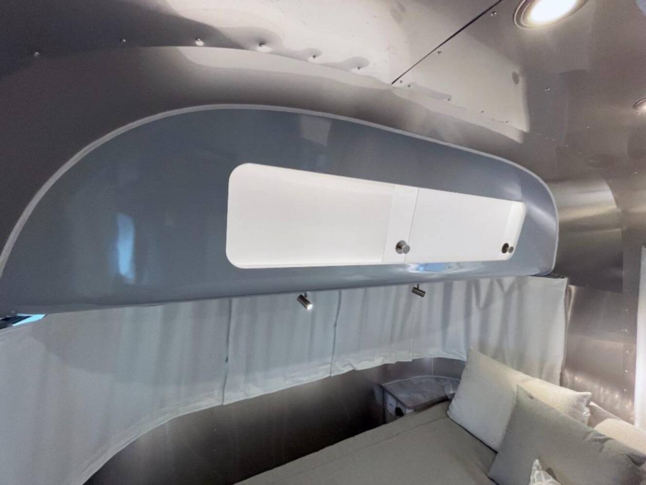 A photo of this 2026 Airstream International 23FBQ
