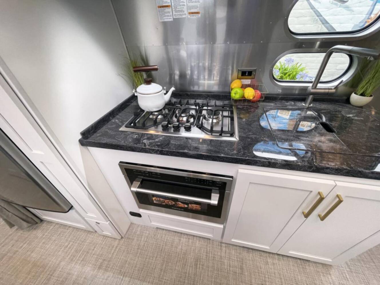 A photo of this 2026 Airstream Classic 28 RBT